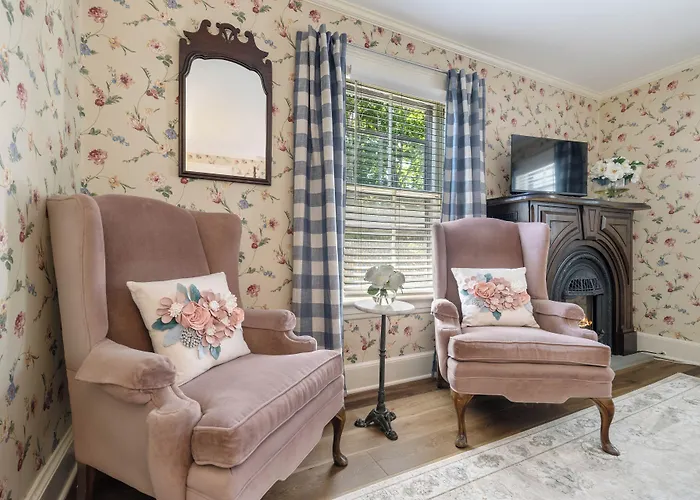 Westbrook Inn Bed And Breakfast